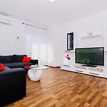 Aurora Appartement *