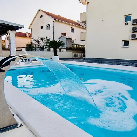 Apartment Aurora Kastela